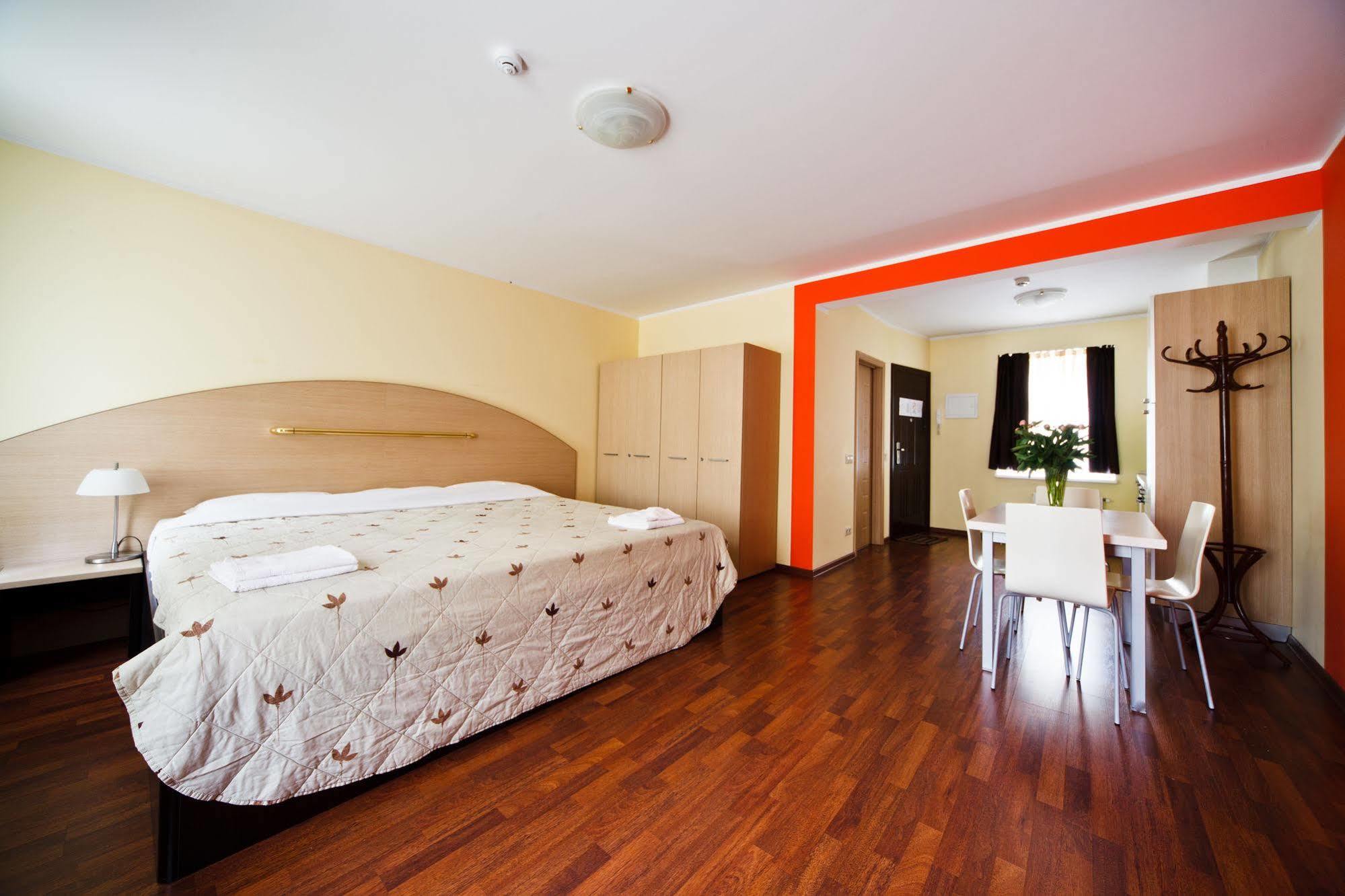 Aparthotel Autosole Riga Ngoại thất bức ảnh