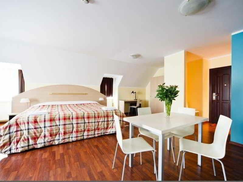 Aparthotel Autosole Riga Ngoại thất bức ảnh